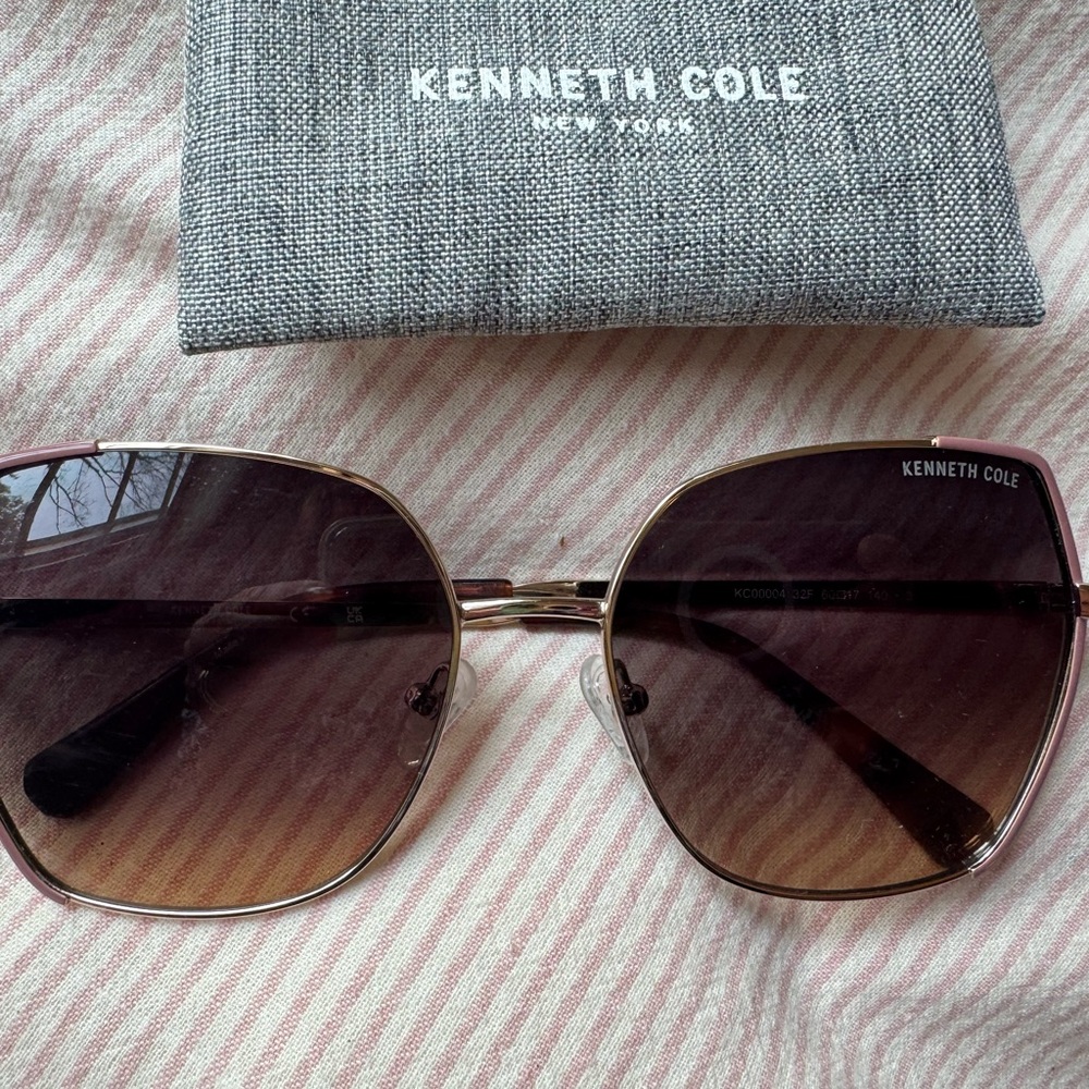 Kenneth Cole Women's Gold and Brown Sunglasses